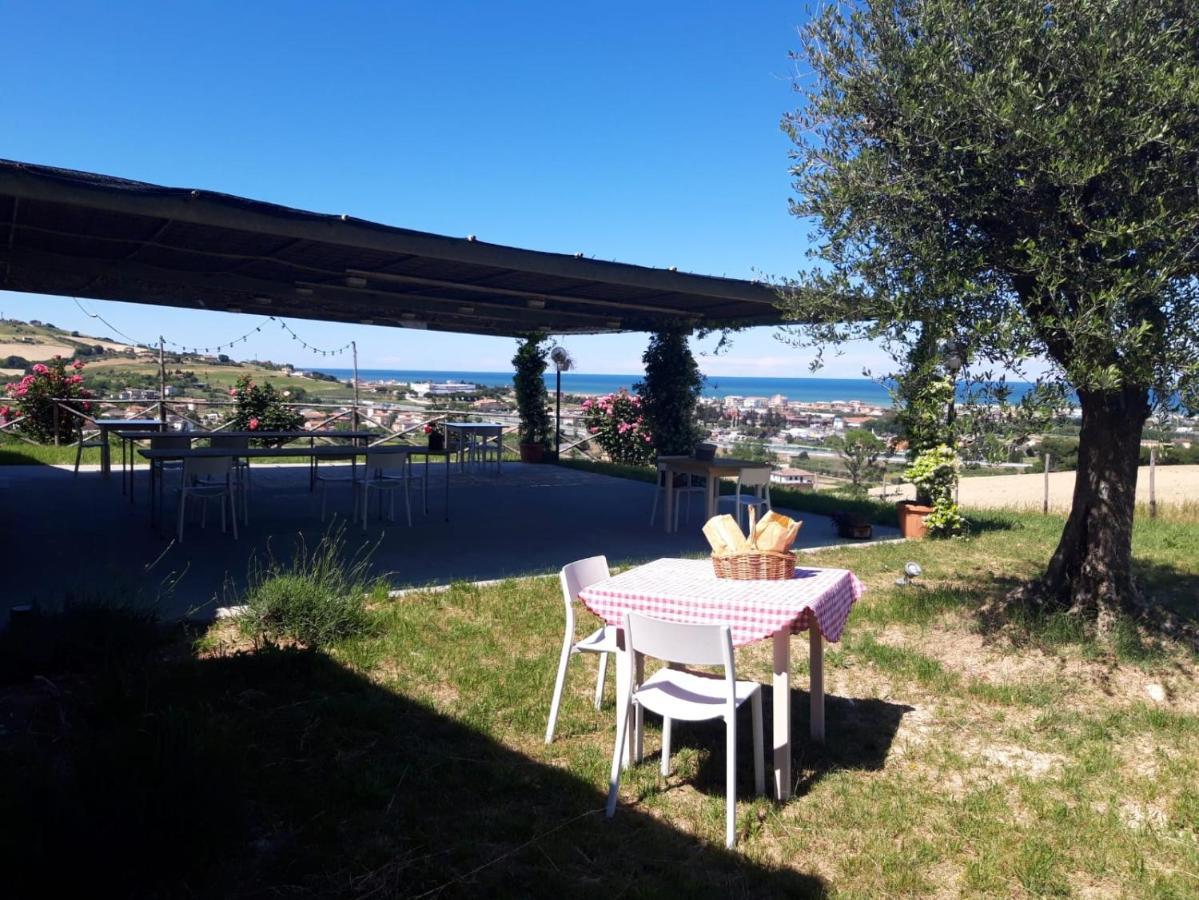 Agricampeggio Abbruzzetti Marina Palmense Exterior foto